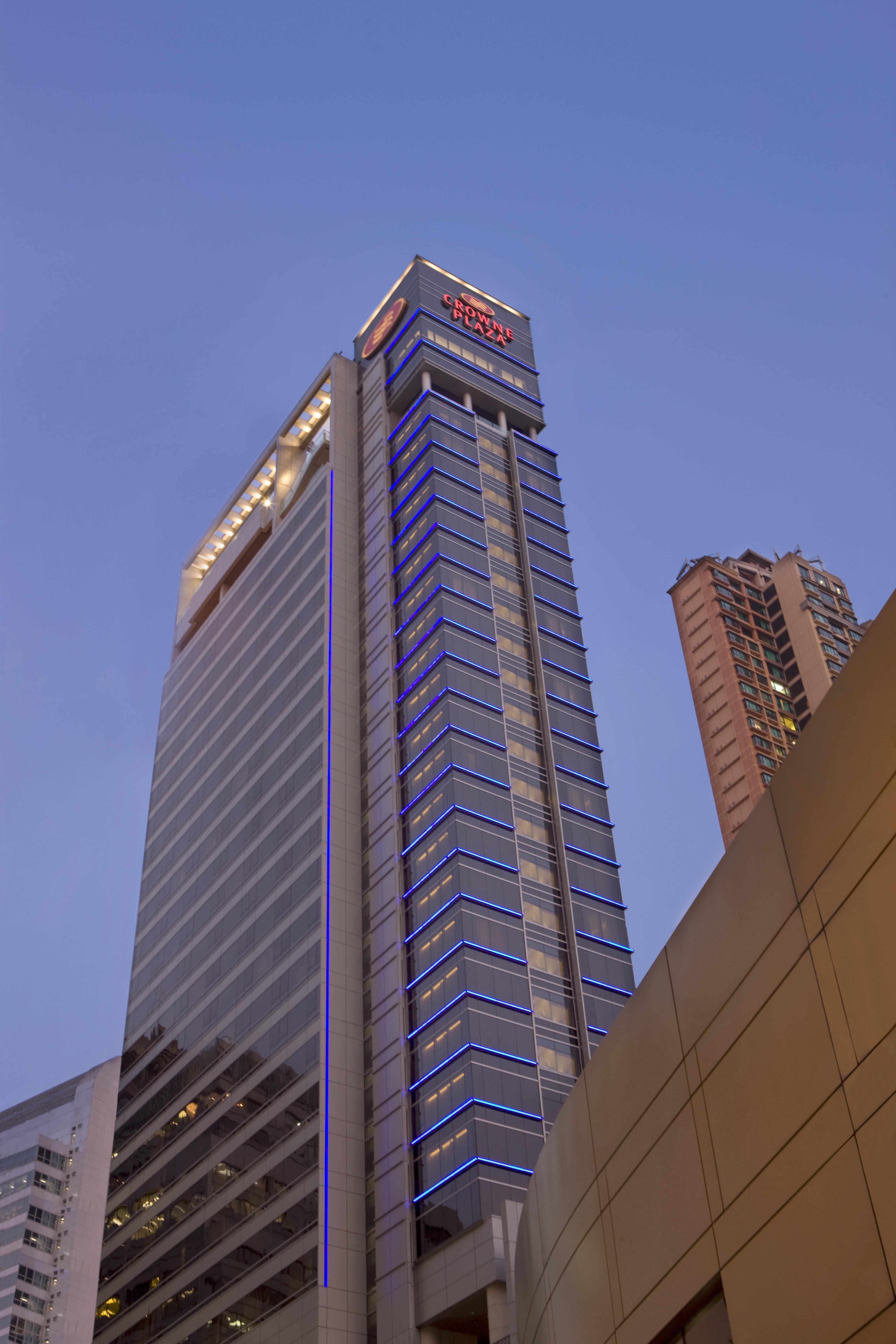 Hotel Crowne Plaza Hong Kong Causeway Bay By Ihg Exterior foto